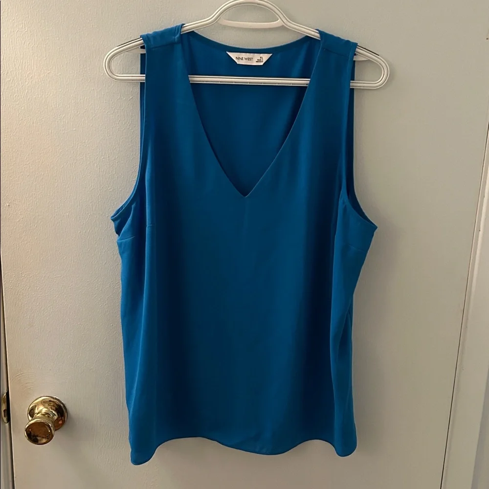 Nine West Vibrant Blue V-Neck Tank Top - Picture 12 of 12